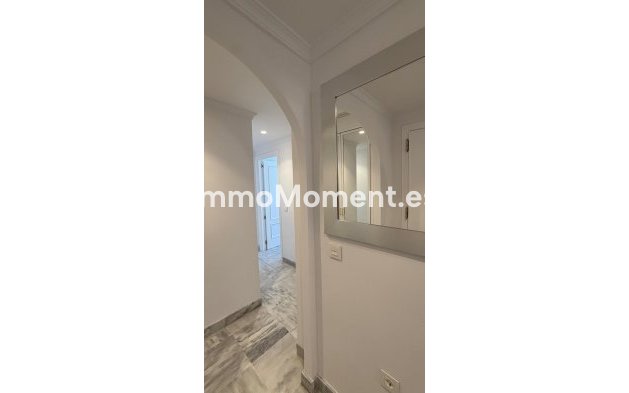 Revente - Appartement - Marbella - Nueva Andalucía