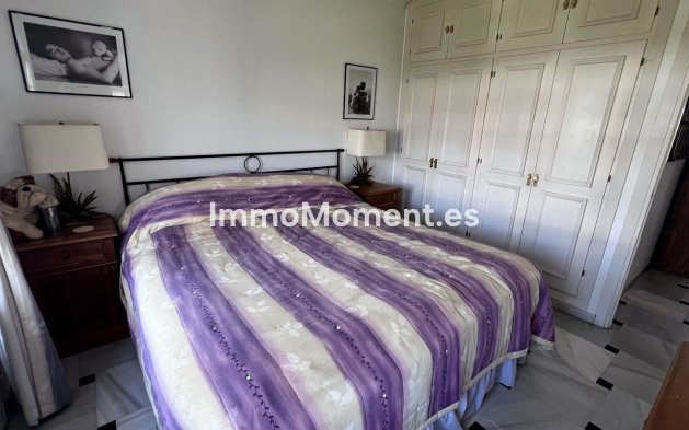 Resale - Apartment - Estepona - Benamara