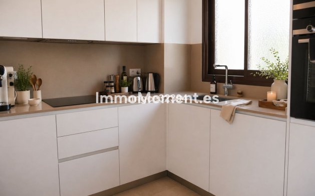Revente - Appartement - Estepona  - Estepona Centro