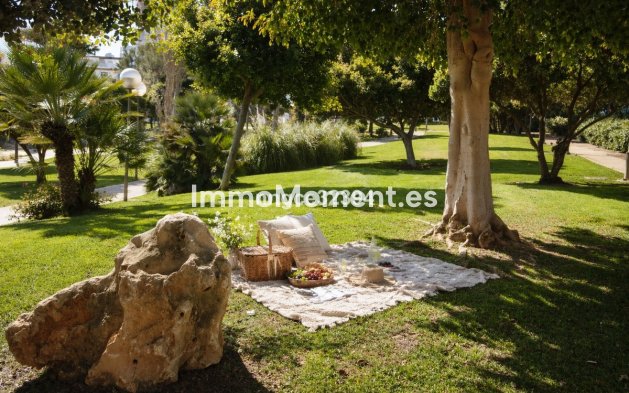 Revente - Appartement - Estepona  - Estepona Centro