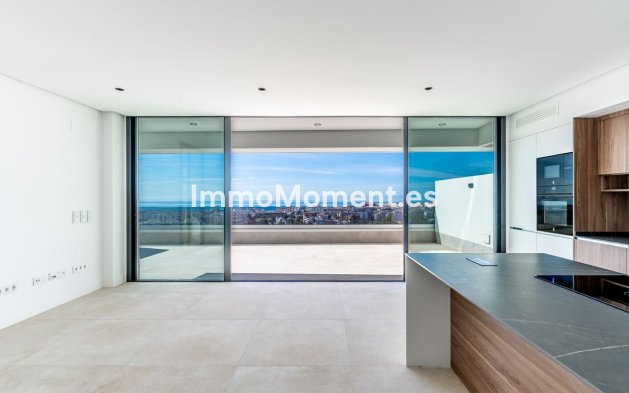 Resale - Apartment - Estepona - Estepona Centro