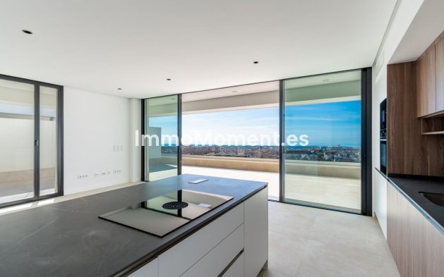 Resale - Apartment - Estepona - Estepona Centro