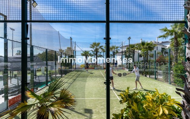 Resale - Apartment - Estepona - Estepona Centro