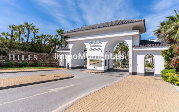 Resale - Apartment - Estepona - Estepona Centro