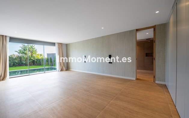 Resale - Villa - Marbella - El Rosario