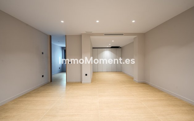 Resale - Villa - Marbella - El Rosario