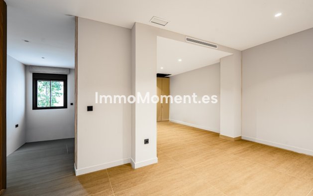 Resale - Villa - Marbella - El Rosario