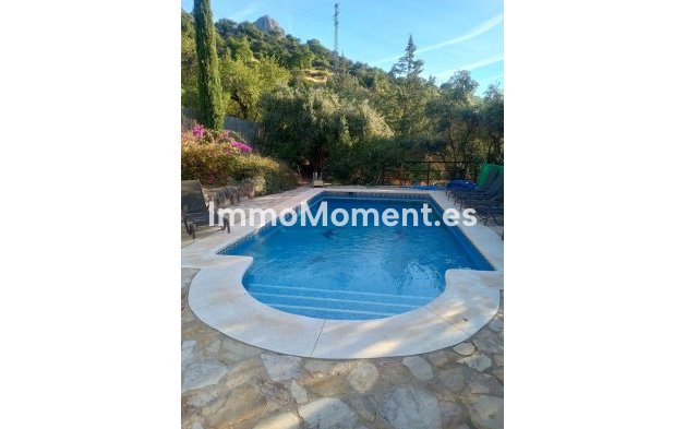 Bestaande woning - Villa - Binnenland  - Alora