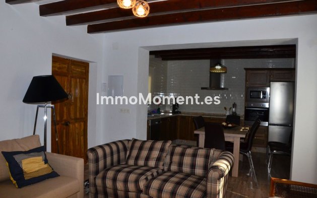 Bestaande woning - Villa - Binnenland  - Alora