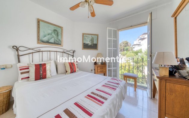 Bestaande woning - Geschakelde woning - Estepona  - New Golden Mile