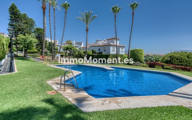 Bestaande woning - Geschakelde woning - Estepona  - New Golden Mile
