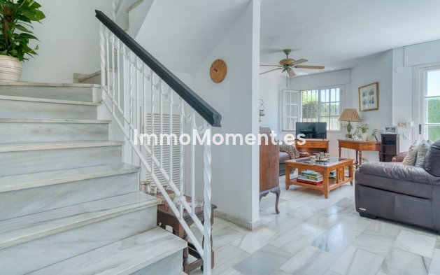 Bestaande woning - Geschakelde woning - Estepona  - New Golden Mile