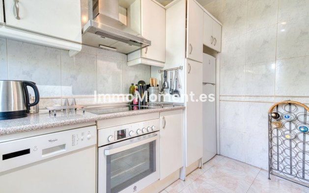 Bestaande woning - Geschakelde woning - Estepona  - New Golden Mile