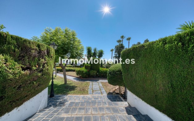 Bestaande woning - Geschakelde woning - Estepona  - New Golden Mile