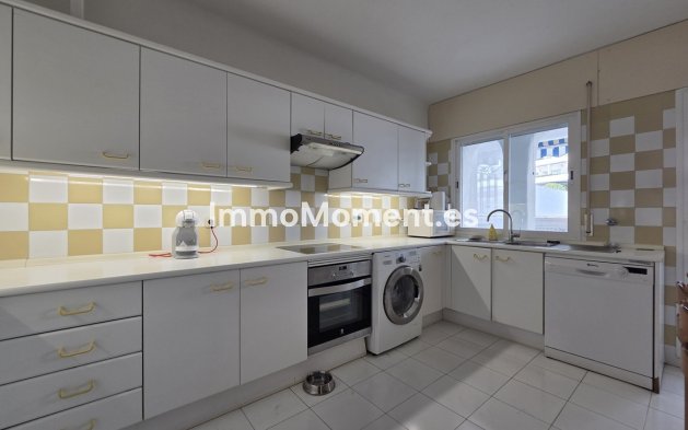 Resale - Apartment - Marbella - Marbella Centro