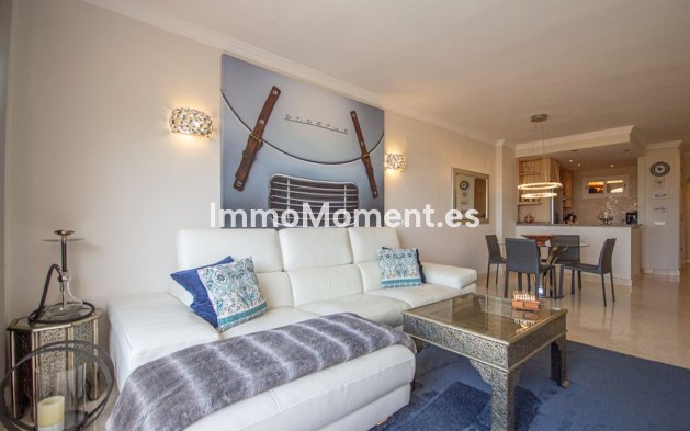Resale - Apartment - Marbella - Elviria