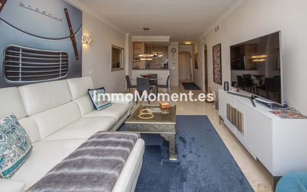 Resale - Apartment - Marbella - Elviria