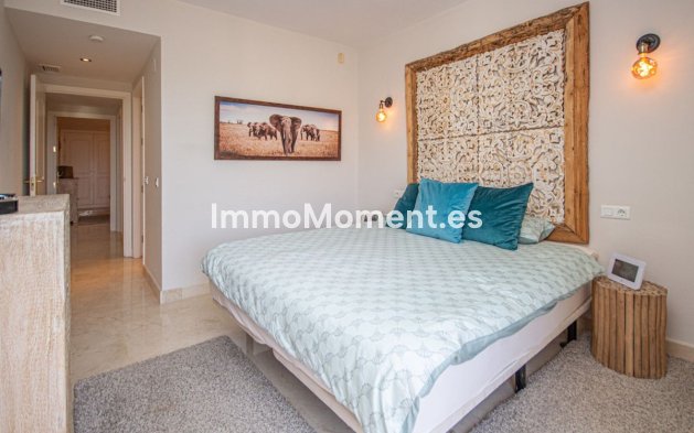 Resale - Apartment - Marbella - Elviria