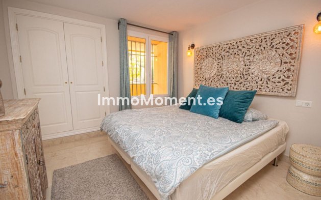 Resale - Apartment - Marbella - Elviria