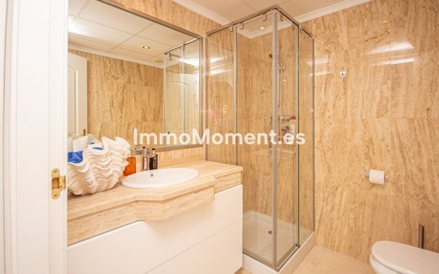 Resale - Apartment - Marbella - Elviria