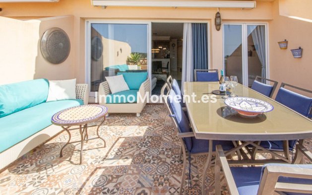 Resale - Apartment - Marbella - Elviria