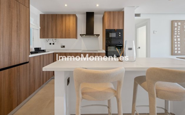 Resale - Apartment - Benahavís - La Quinta