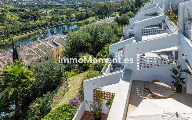 Resale - Apartment - Benahavís - La Quinta