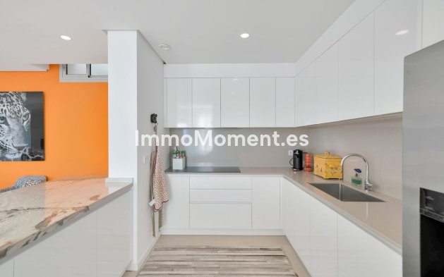 Resale - Apartment - Benahavís - Benahavís Centro