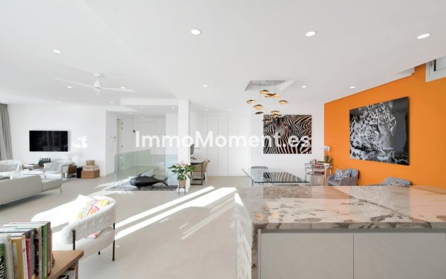 Resale - Apartment - Benahavís - Benahavís Centro