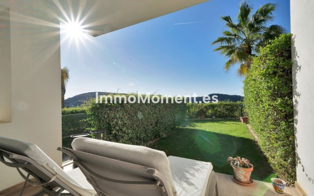 Resale - Apartment - Benahavís - Benahavís Centro