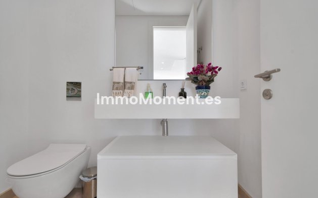 Resale - Apartment - Benahavís - Benahavís Centro