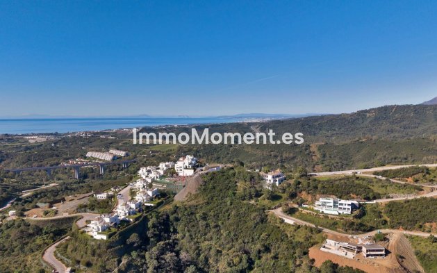 Resale - Apartment - Benahavís - Benahavís Centro