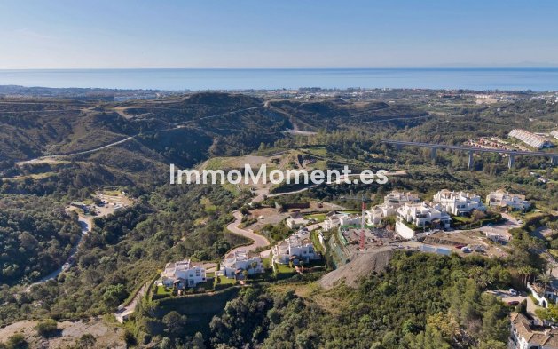 Resale - Apartment - Benahavís - Benahavís Centro