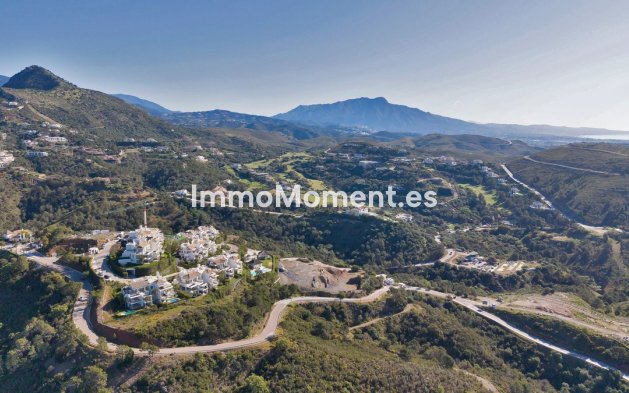 Resale - Apartment - Benahavís - Benahavís Centro