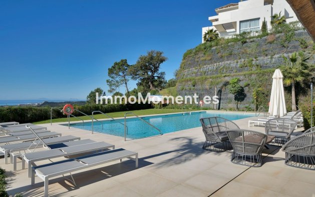 Resale - Apartment - Benahavís - Benahavís Centro