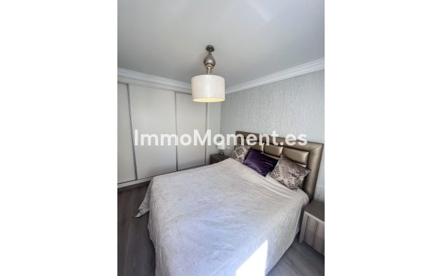 Resale - Apartment - Marbella - Puerto Banús