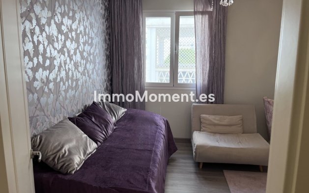 Resale - Apartment - Marbella - Puerto Banús