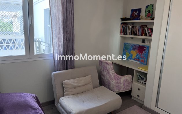 Resale - Apartment - Marbella - Puerto Banús