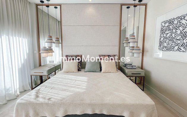 Revente - Appartement - Estepona  - Estepona Centro