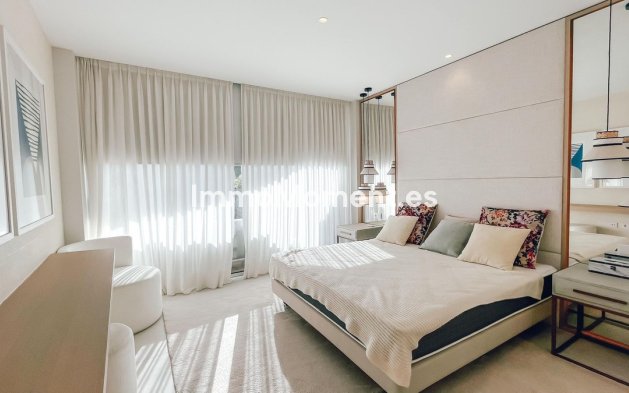 Revente - Appartement - Estepona  - Estepona Centro