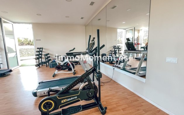 Revente - Appartement - Estepona  - Estepona Centro