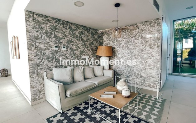 Revente - Appartement - Estepona  - Estepona Centro