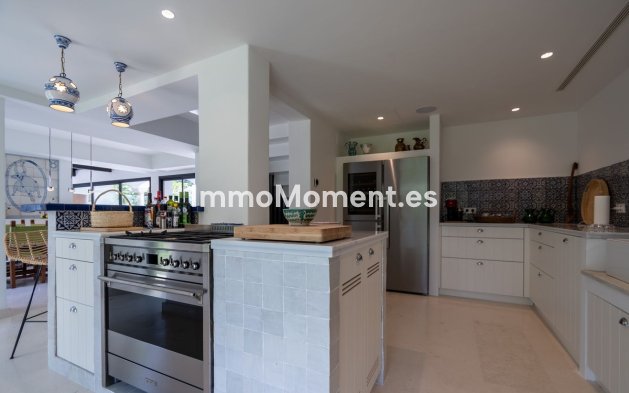 Reventa - Villa - Marbella - Guadalmina Baja