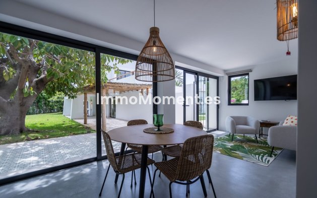 Reventa - Villa - Marbella - Guadalmina Baja