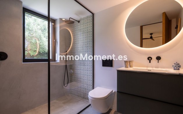 Reventa - Villa - Marbella - Guadalmina Baja