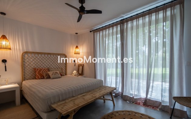 Reventa - Villa - Marbella - Guadalmina Baja