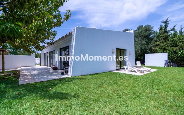 Reventa - Villa - Marbella - Guadalmina Baja