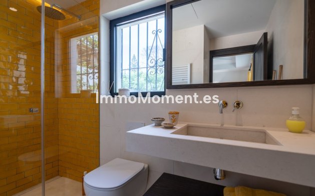 Reventa - Villa - Marbella - Guadalmina Baja