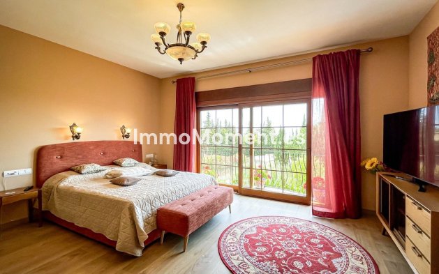 Reventa - Villa - Marbella - El Rosario