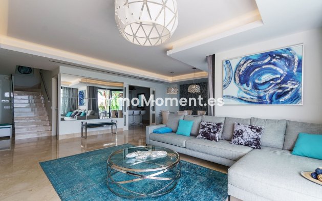 Wiederverkauf - Wohnung - Estepona  - Estepona Centro